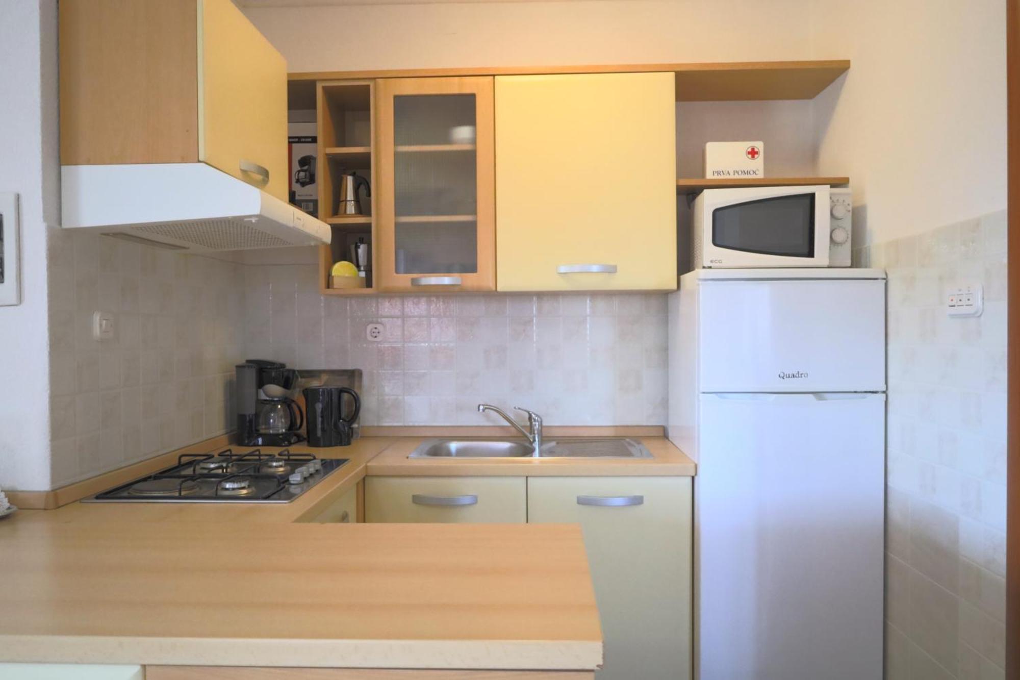 Apartment Zita With 1 Bedroom In Relaxing Surroundings Near Umag Eksteriør bilde