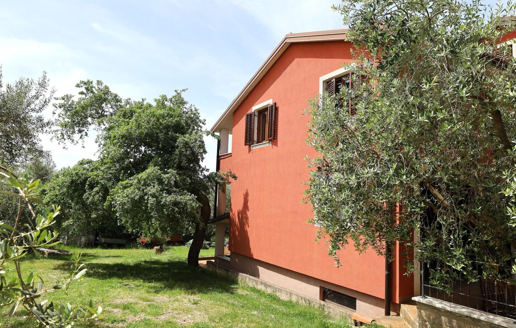 Apartment Zita With 1 Bedroom In Relaxing Surroundings Near Umag Eksteriør bilde