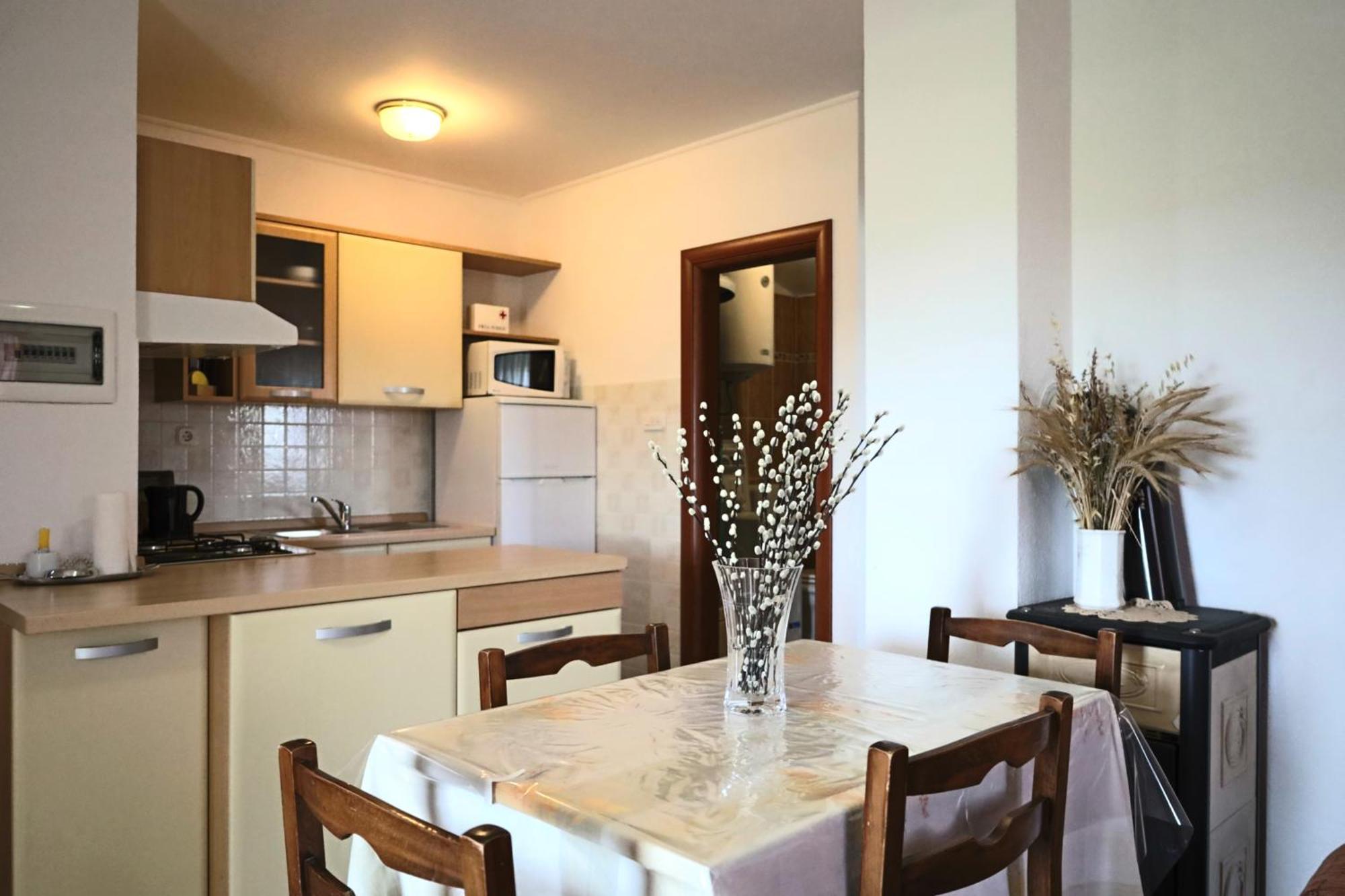 Apartment Zita With 1 Bedroom In Relaxing Surroundings Near Umag Eksteriør bilde