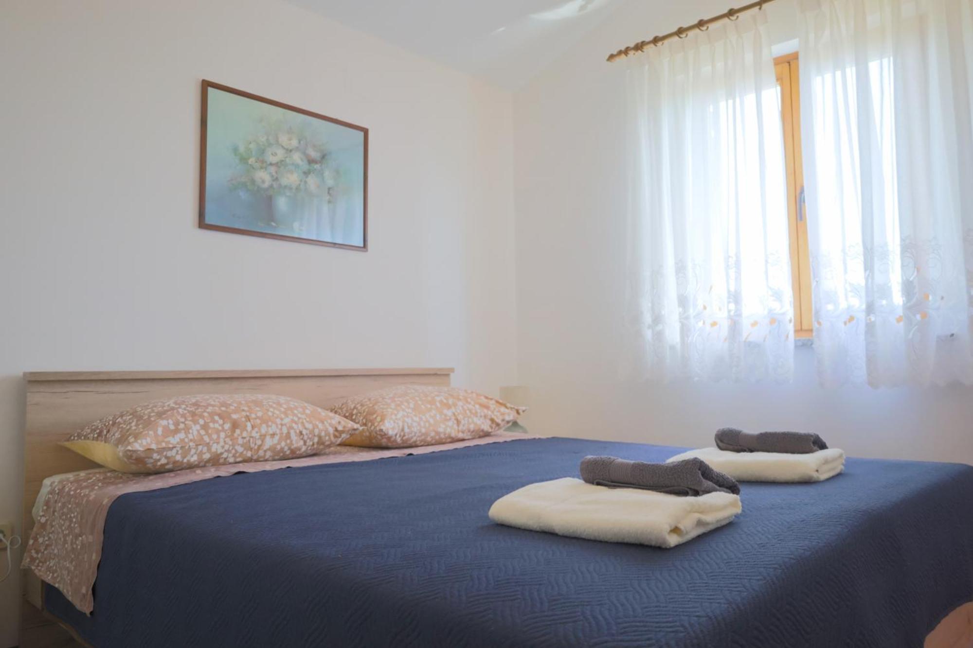 Apartment Zita With 1 Bedroom In Relaxing Surroundings Near Umag Eksteriør bilde